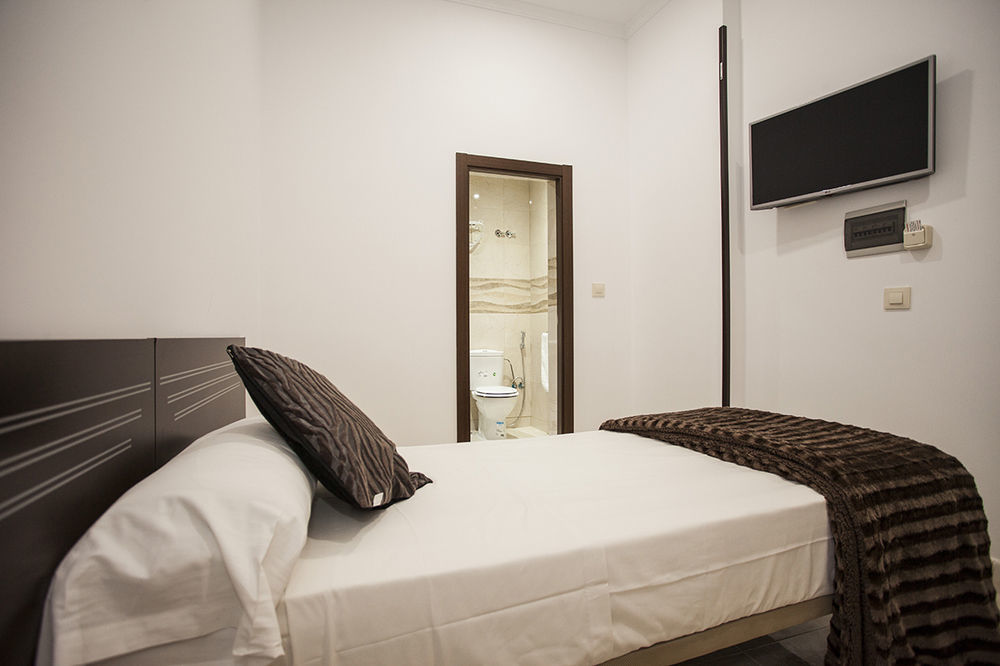 Hostal Rincon De Sol - Centro Madrid - Self Checkin Eksteriør billede
